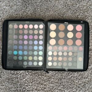 Professional Makeup Palette with Assorted Colors